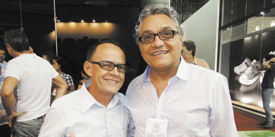 O empresário Urias Cintra (Democrata) na foto com o representante comercial de calçados, Toni Sérgio Lopes